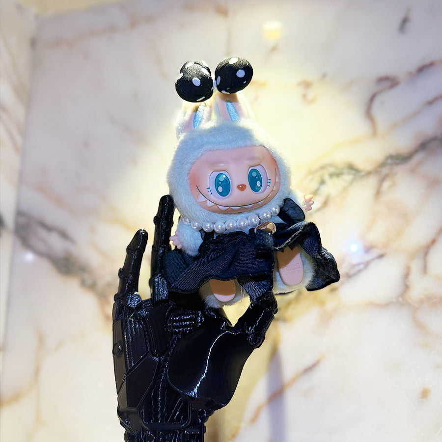 🎀 “Dot Couture” Labubu Fit – Polka Pearl Edition